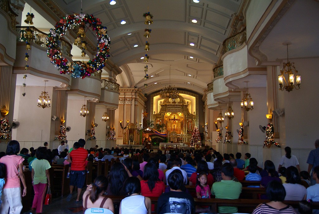 DSC00064.JPG - Weihnachtsmesse Cebu Cathedral