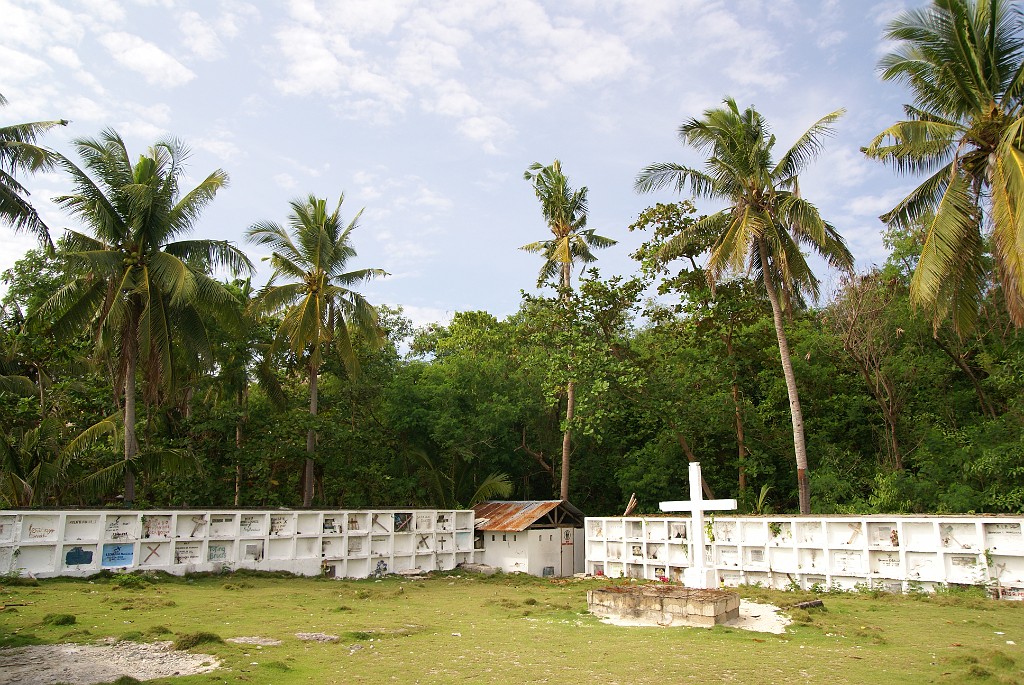DSC09175.JPG - Malapascua - Friedhof