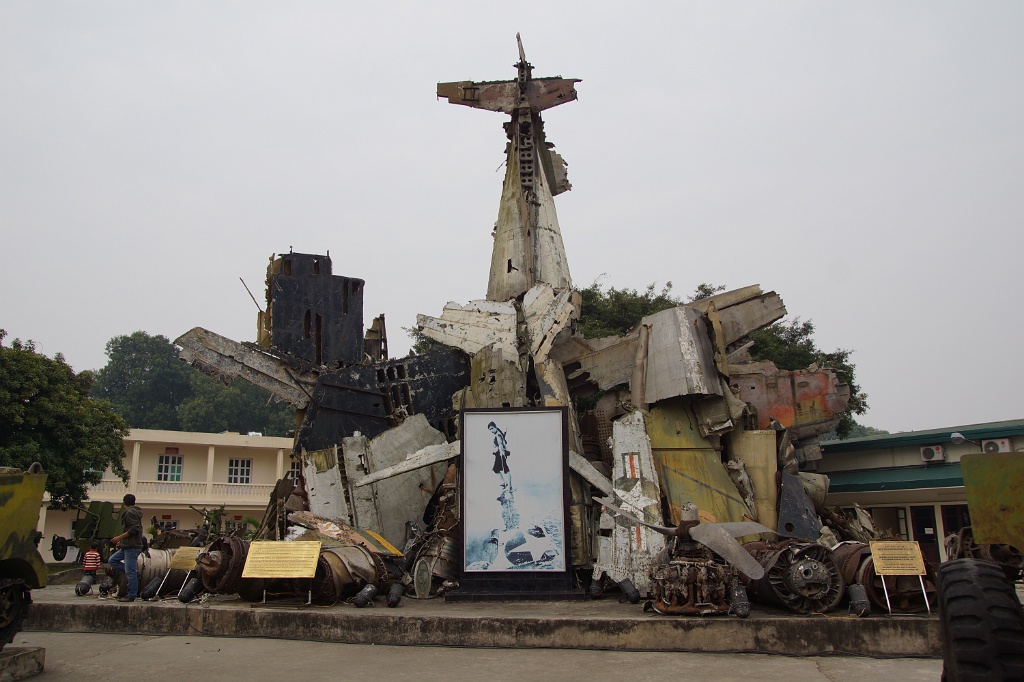 DSC04671.JPG - Kriegsmuseum Hanoi