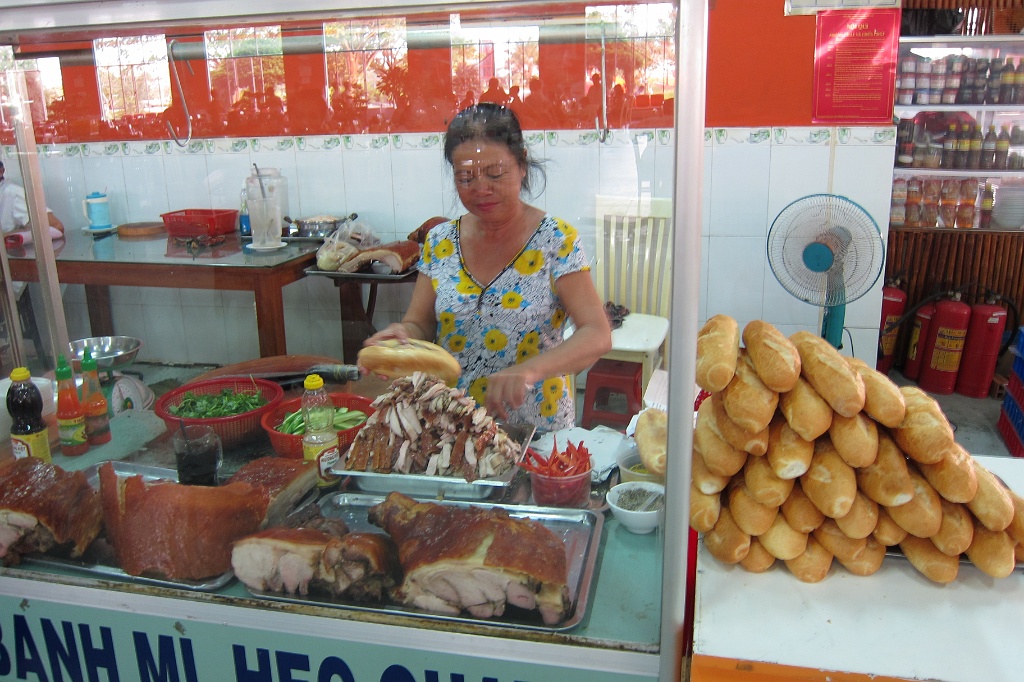 IMG_0551.JPG - Die Baguettes haben die Franzosen dagelassen..